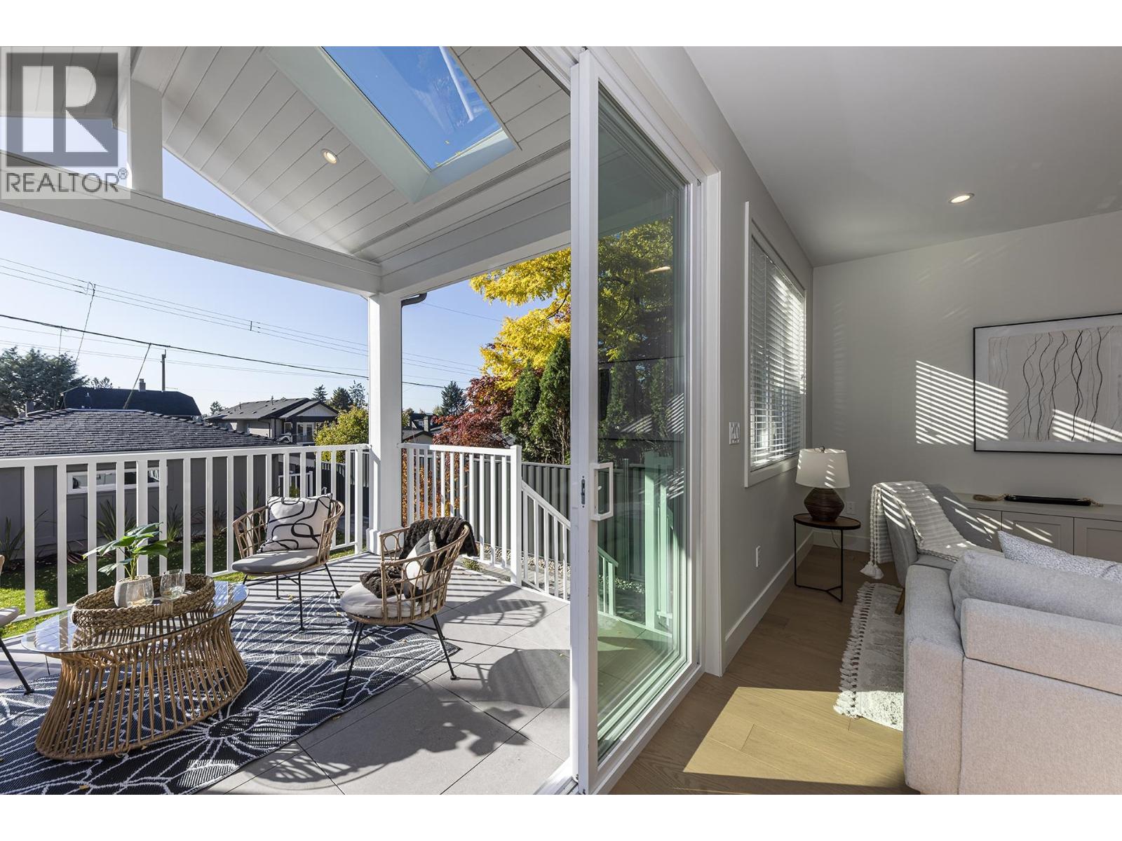 357 E 22ND STREET, North Vancouver - Image 1
