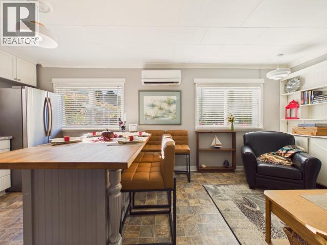 6941 KAMLOOPS STREET, Powell River - Image 1