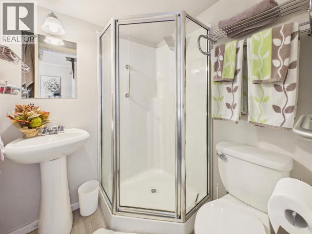 6941 KAMLOOPS STREET, Powell River - Image 1