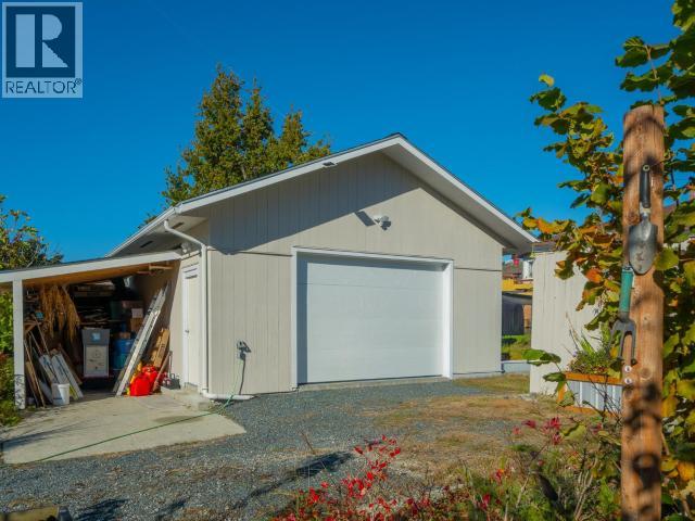 6941 KAMLOOPS STREET, Powell River - Image 1