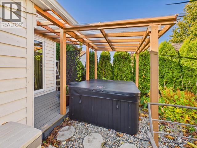 6941 KAMLOOPS STREET, Powell River - Image 1