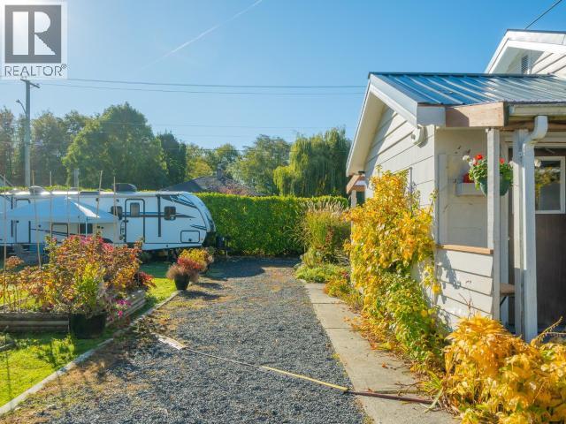 6941 KAMLOOPS STREET, Powell River - Image 1