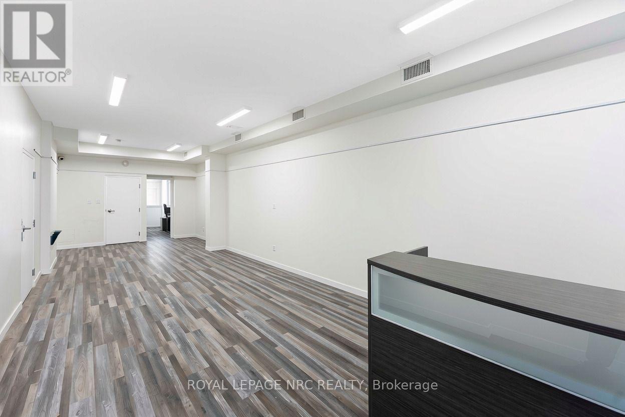 369 ST PAUL STREET E, St. Catharines (Downtown) — photo 2