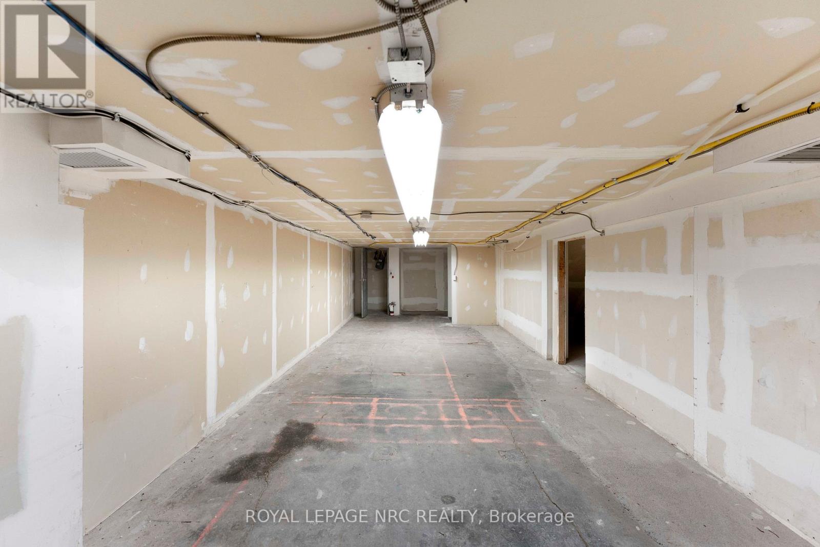 369 ST PAUL STREET E, St. Catharines (Downtown) — photo 5
