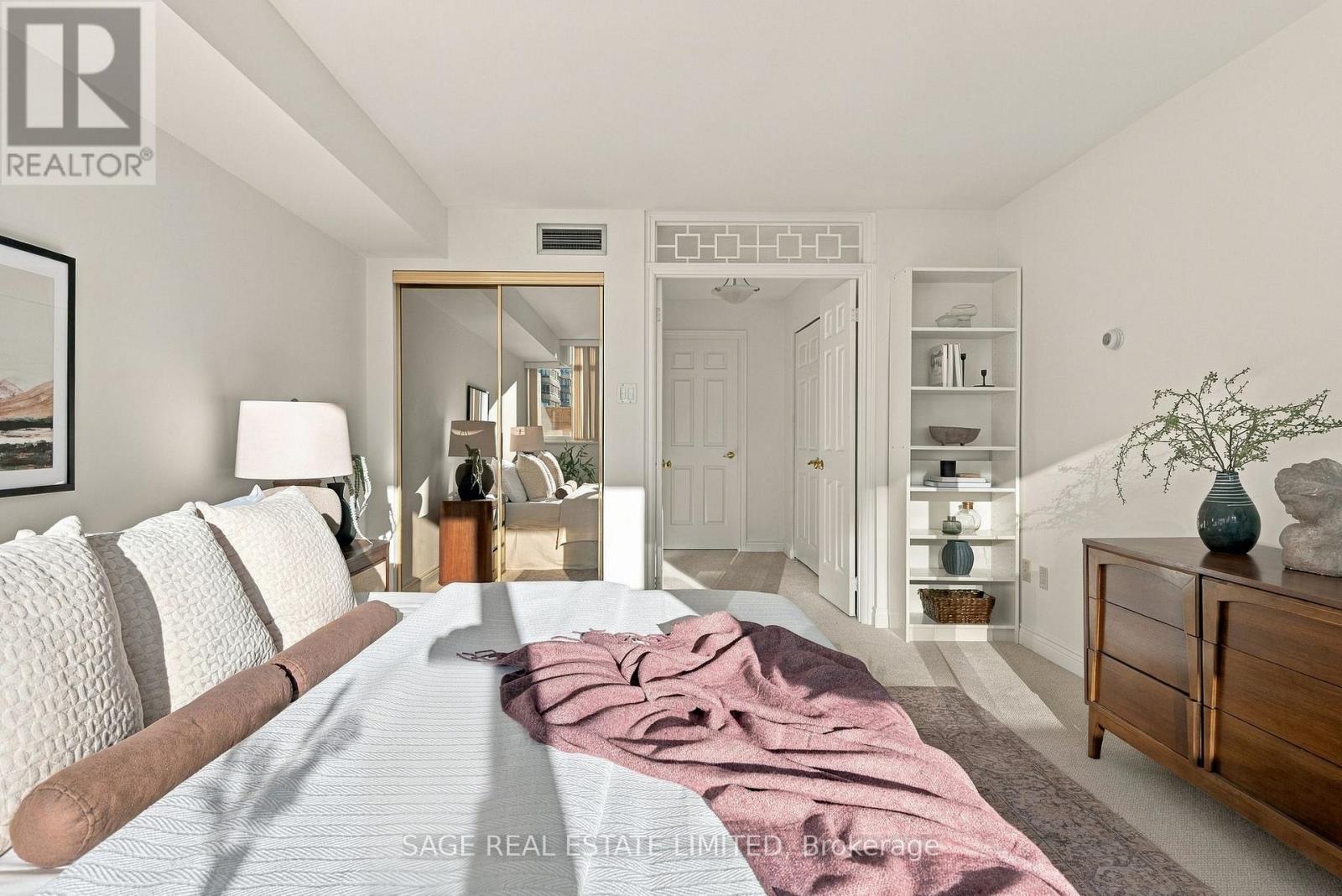 606- 65 Spring Garden Avenue, Toronto, ON photo 12