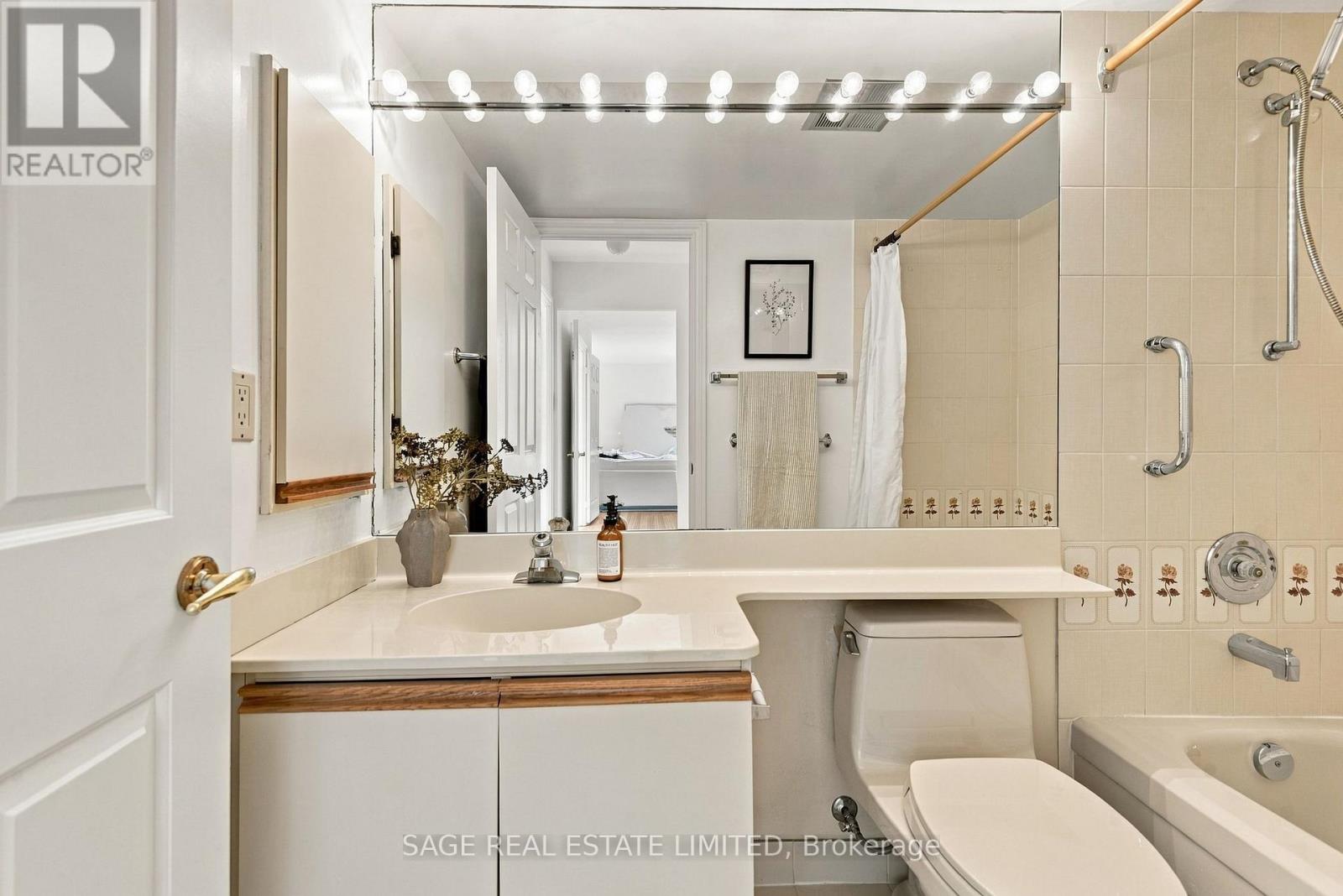 606- 65 Spring Garden Avenue, Toronto, ON photo 17