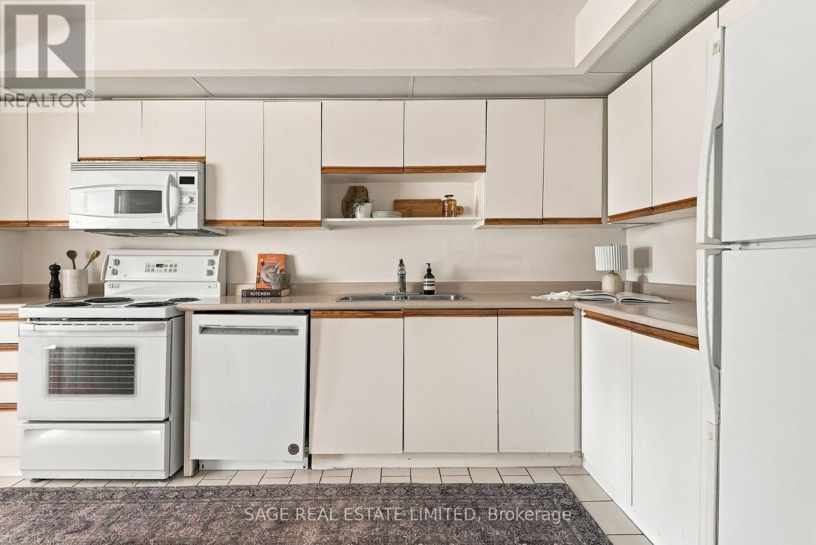 606- 65 Spring Garden Avenue, Toronto, ON photo 7