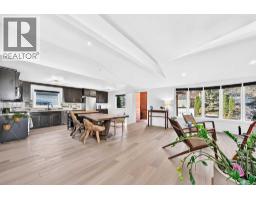 448 Cantrell Drive Sw, Calgary, AB T2W2K7 Photo 15