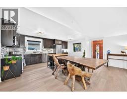 4pc Bathroom - 448 Cantrell Drive Sw, Calgary, AB T2W2K7 Photo 8