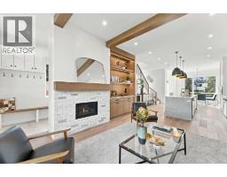 4pc Bathroom - 4918 21 Avenue Nw, Calgary, AB T3B0X2 Photo 14