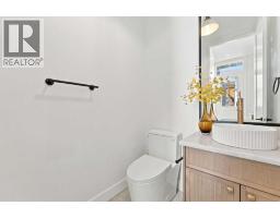 Bedroom - 4918 21 Avenue Nw, Calgary, AB T3B0X2 Photo 16