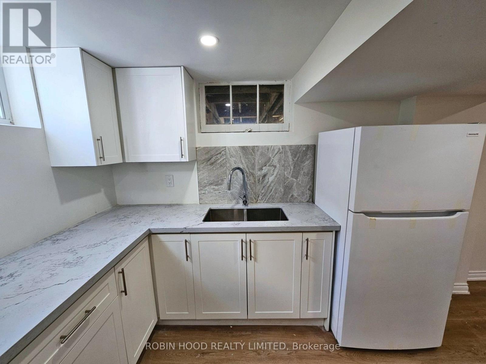 36 Linton Avenue, Ajax, ON photo 9