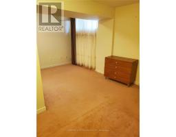 105 Wilkes Crescent, Toronto, ON M1L0B2 Photo 12