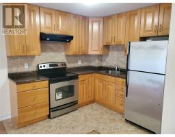 105 Wilkes Crescent, Toronto, ON M1L0B2 Photo 8