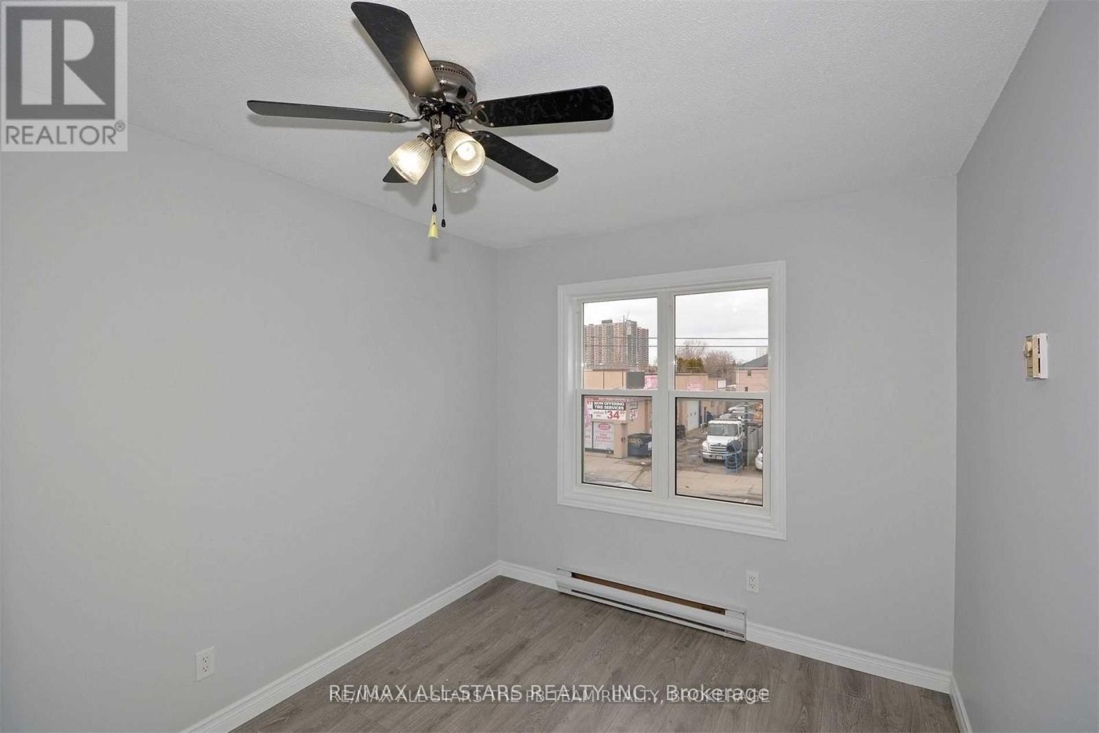 202 - 52 AUGUST AVENUE, Toronto (Oakridge) — photo 7