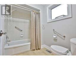 Upper - 131 Romfield Circuit, Markham, ON L3T3H7 Photo 14