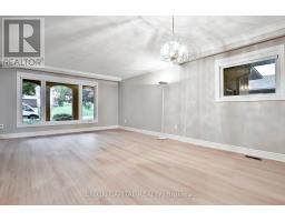 Upper - 131 Romfield Circuit, Markham, ON L3T3H7 Photo 23