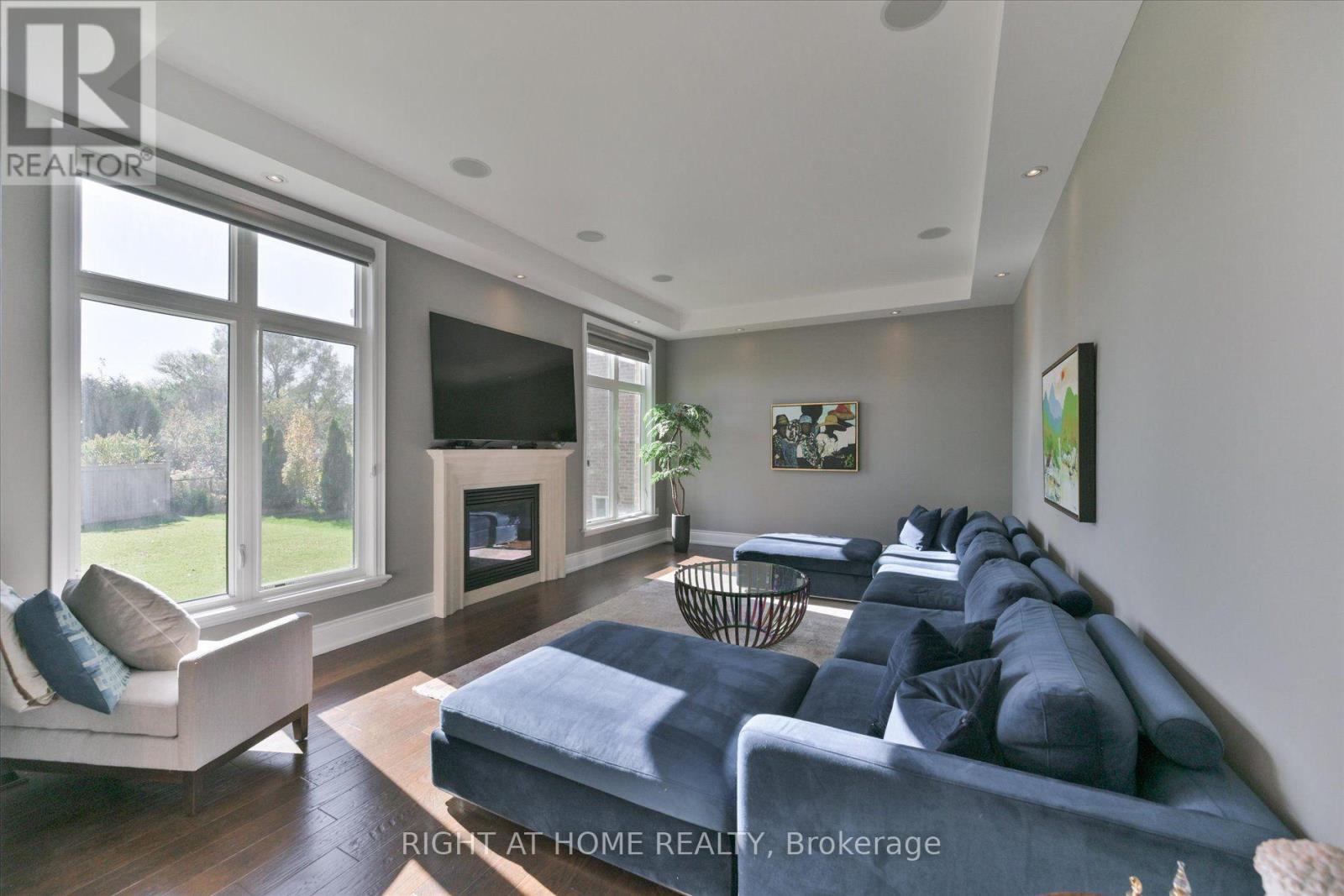 25 Wedgeport Court, King, ON photo 14