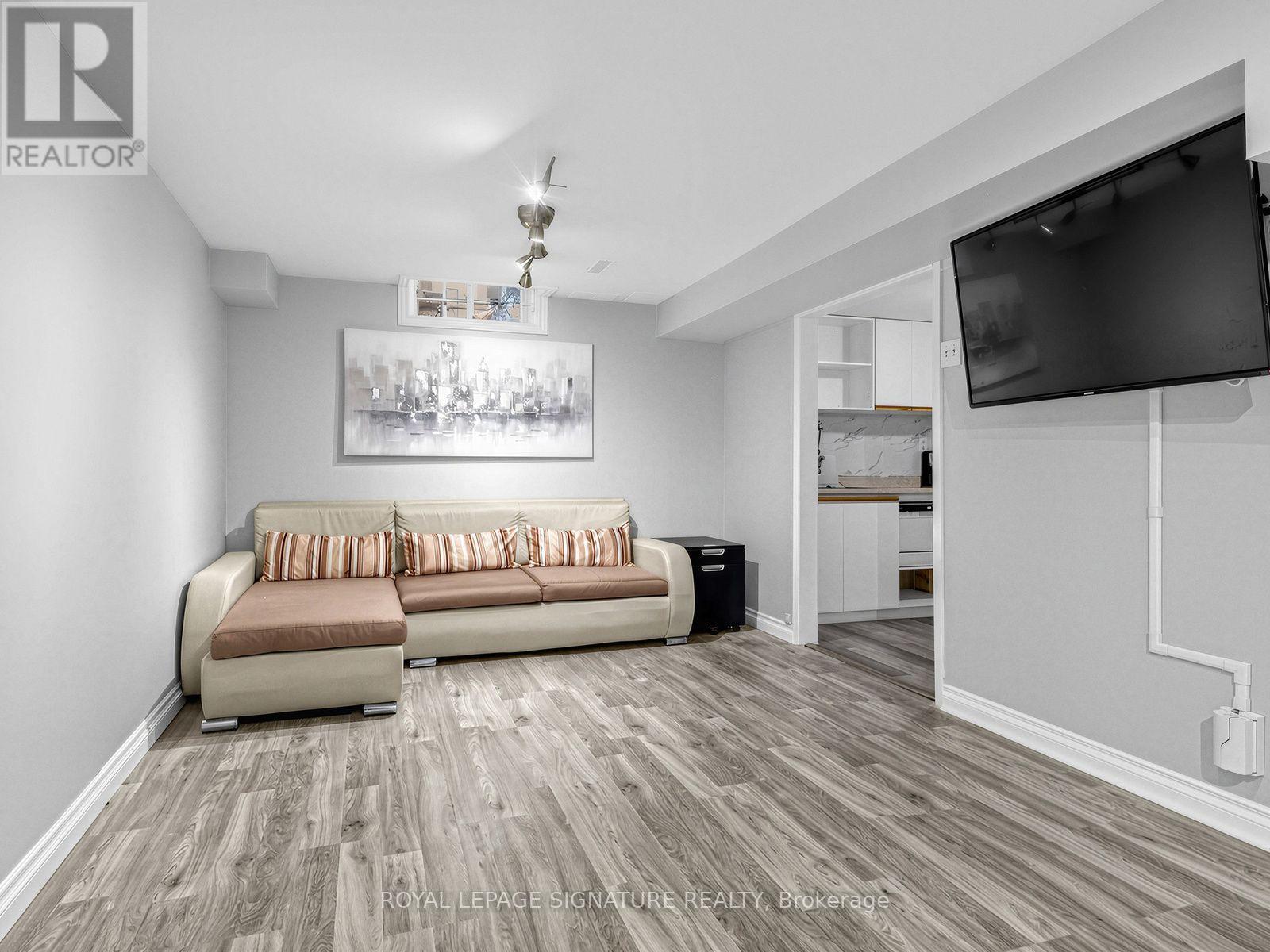 12 Strathmore Drive, Markham, ON photo 30