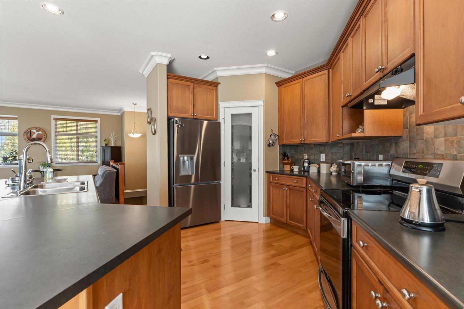 Photo of 36220 BUCKINGHAM DRIVE 11