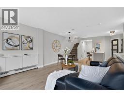 241 Mckenzie Towne Lane Se, Calgary, AB T2Z0C3 Photo 7