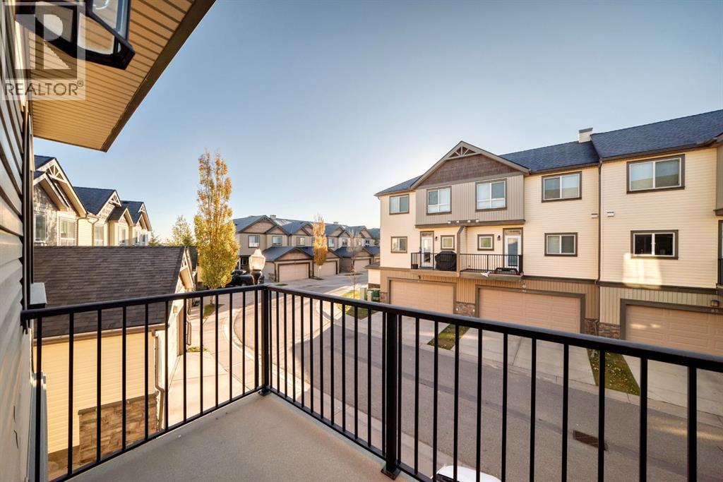 83 Kincora Heath NW photo 43