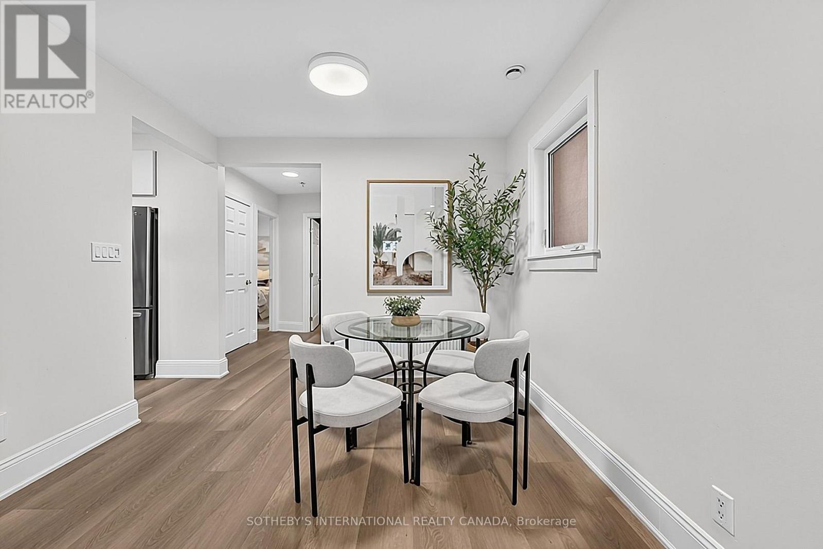 16 Smithfield Drive, Toronto, ON photo 10