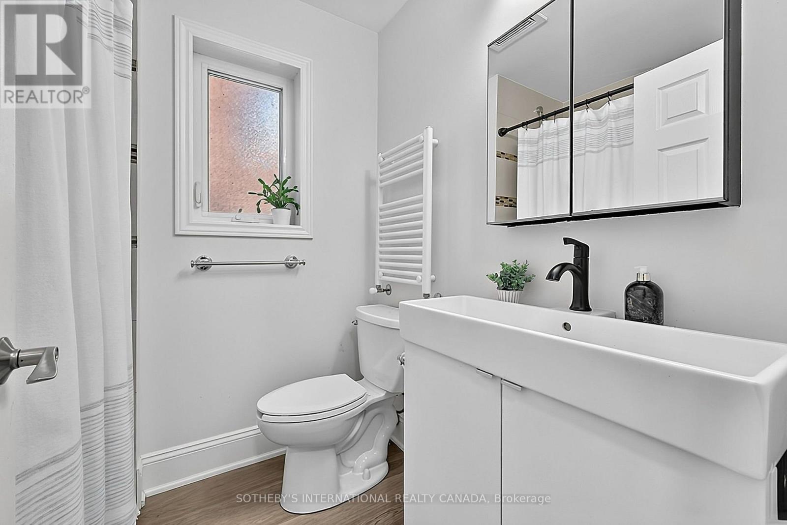16 Smithfield Drive, Toronto, ON photo 16
