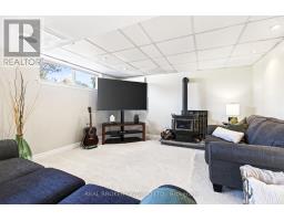 302 Delrex Boulevard, Halton Hills, ON L7G4G8 Photo 23