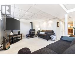 302 Delrex Boulevard, Halton Hills, ON L7G4G8 Photo 24