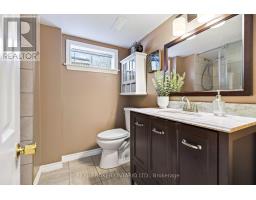 302 Delrex Boulevard, Halton Hills, ON L7G4G8 Photo 31