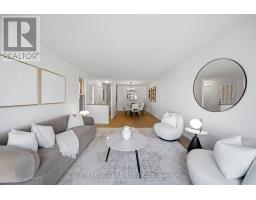 Kitchen - 510 Galedowns Court, Mississauga, ON L5A3H9 Photo 6
