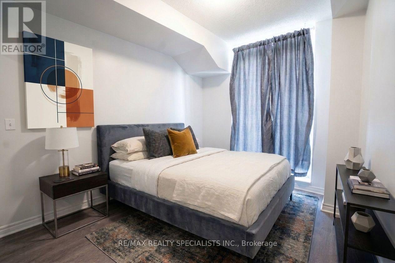2207- 33 Elm Drive, Mississauga, ON photo 9