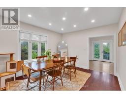 2 Foch Avenue, Toronto, ON M8W3W8 Photo 11