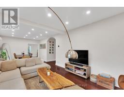 2 Foch Avenue, Toronto, ON M8W3W8 Photo 13