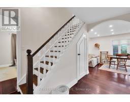 2 Foch Avenue, Toronto, ON M8W3W8 Photo 20