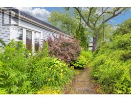 2 Foch Avenue, Toronto, ON M8W3W8 Photo 32