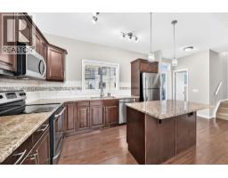 4pc Bathroom - 83 Kincora Heath Nw, Calgary, AB T3R0G6 Photo 11