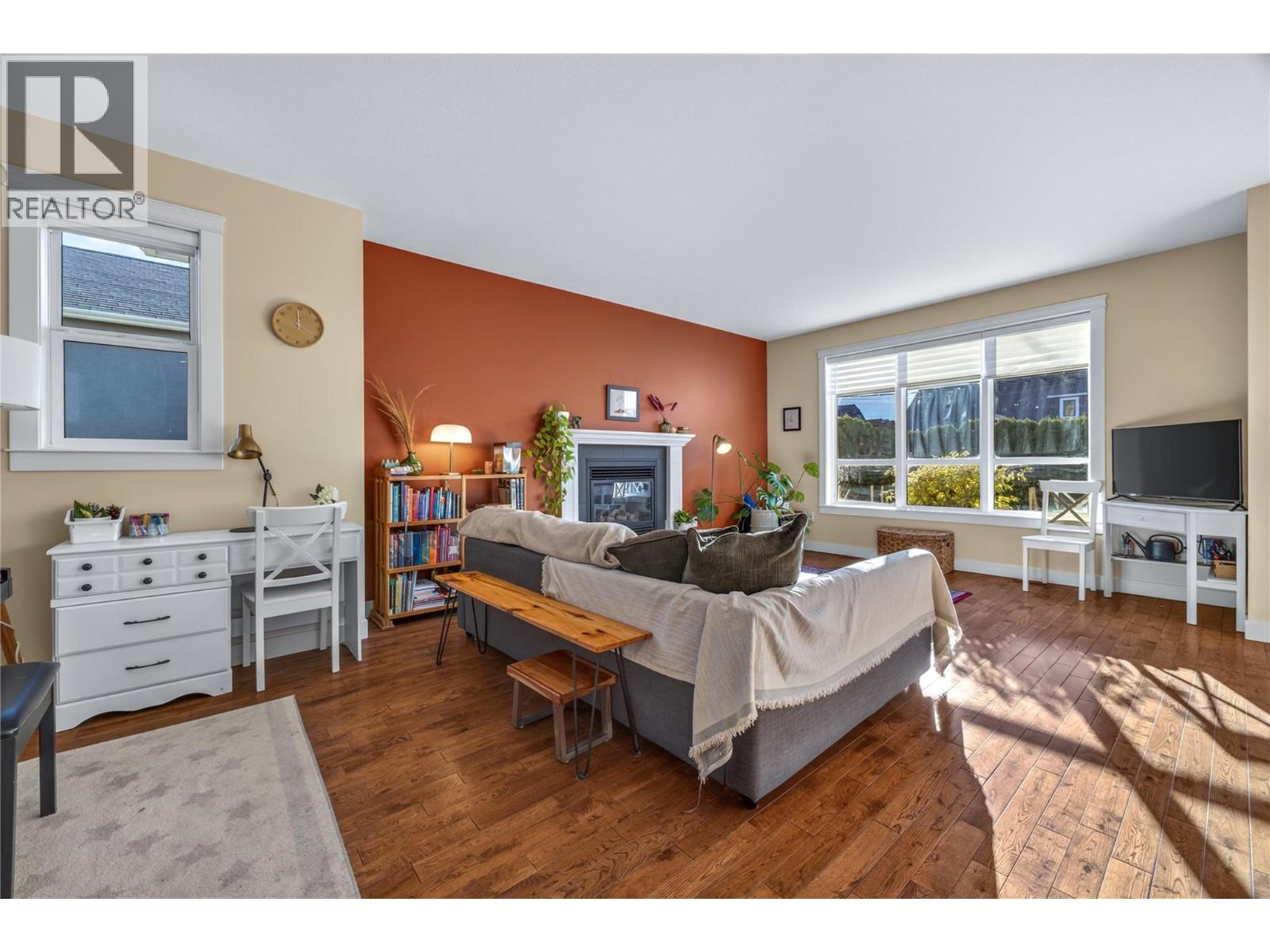 644 VICTORIA Drive Unit# 101, Penticton