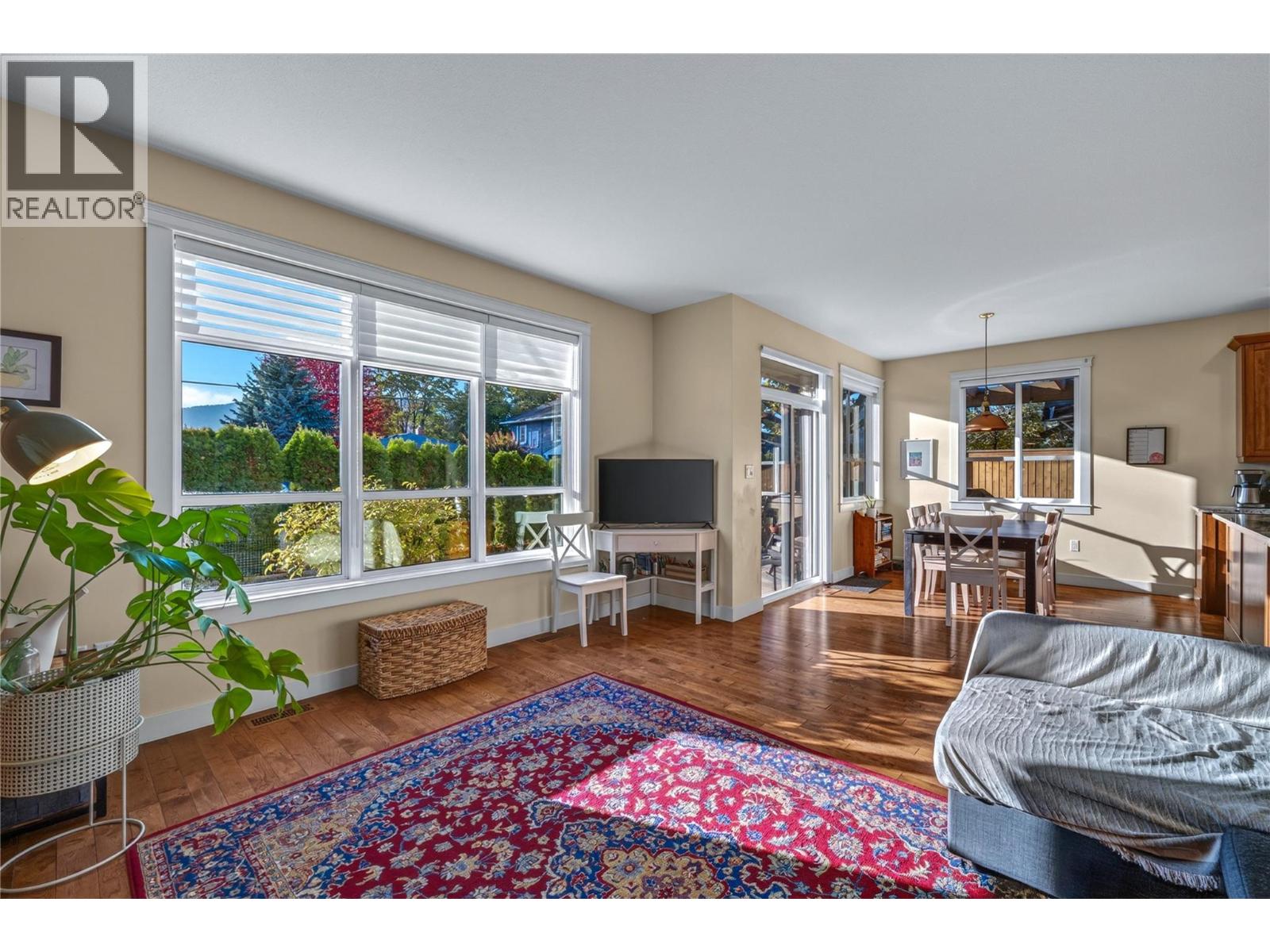644 VICTORIA Drive Unit# 101, Penticton