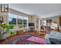 5pc Ensuite bath - 644 Victoria Drive Unit# 101, Penticton, BC V2A5N6 Photo 8