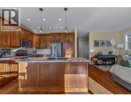 Laundry room - 644 Victoria Drive Unit# 101, Penticton, BC V2A5N6 Photo 6