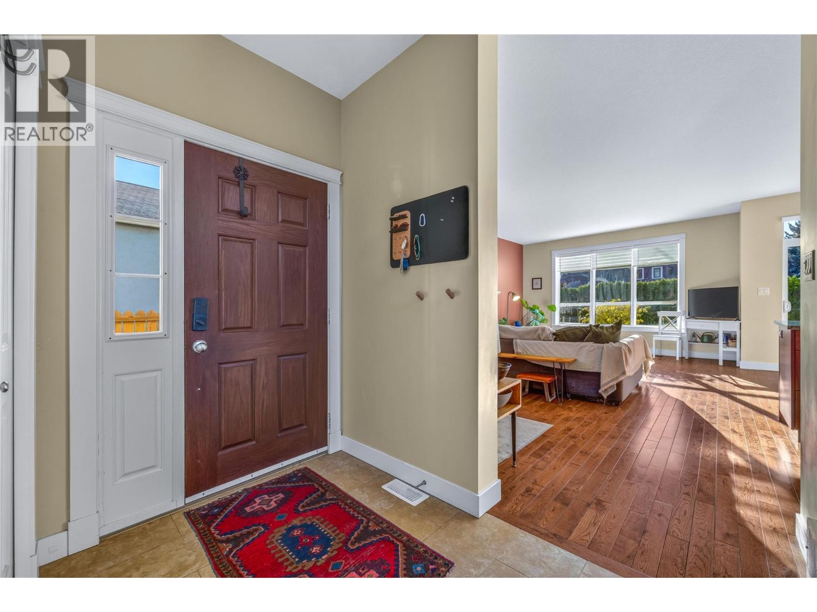 644 VICTORIA Drive Unit# 101, Penticton