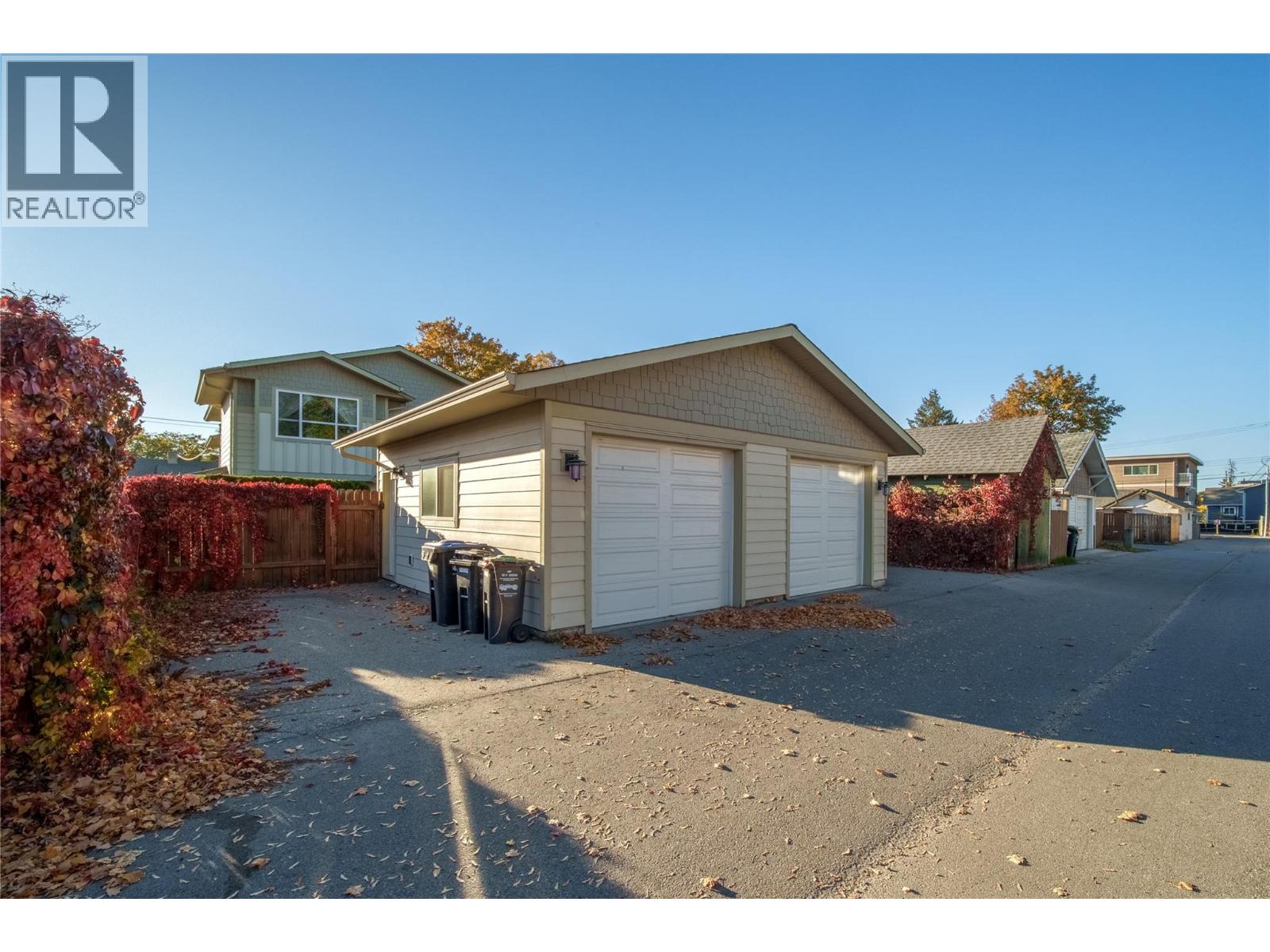 644 VICTORIA Drive Unit# 101, Penticton