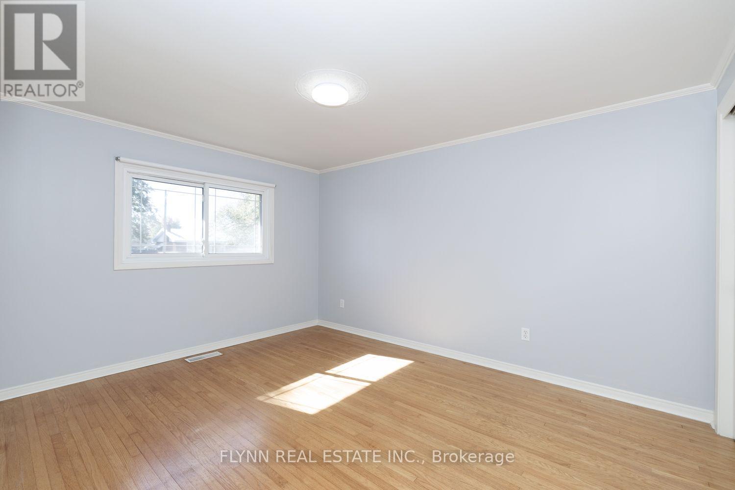 8968 Banting Avenue, Niagara Falls, ON photo 18