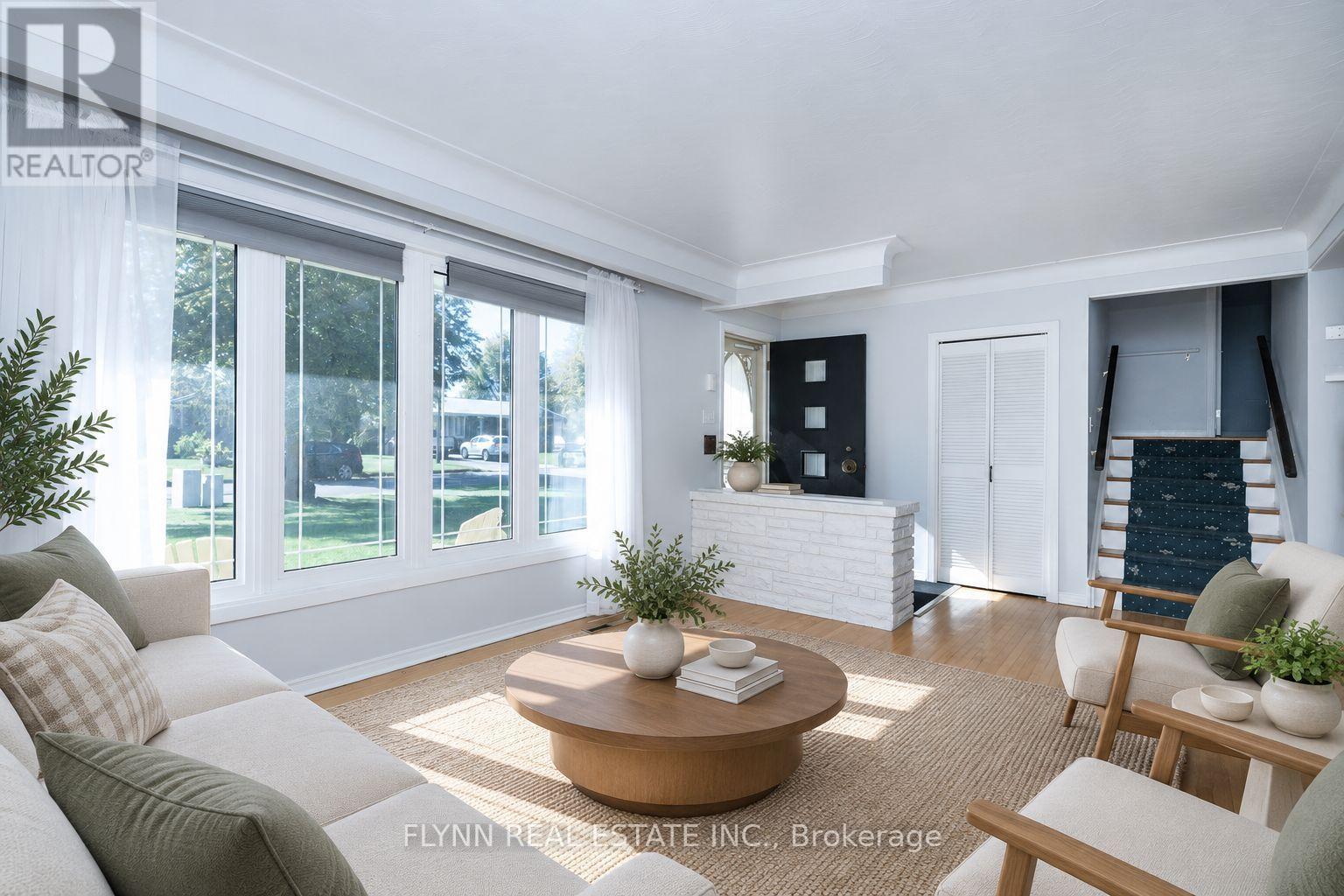 8968 Banting Avenue, Niagara Falls, ON photo 5