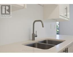 210 - 11 Woodman Drive S, Hamilton, ON L8K4E3 Photo 11