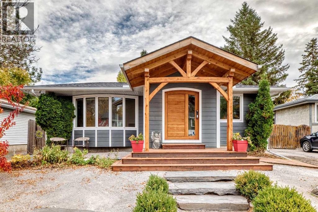 448 Cantrell Drive SW, Calgary, Alberta, T2W2K7