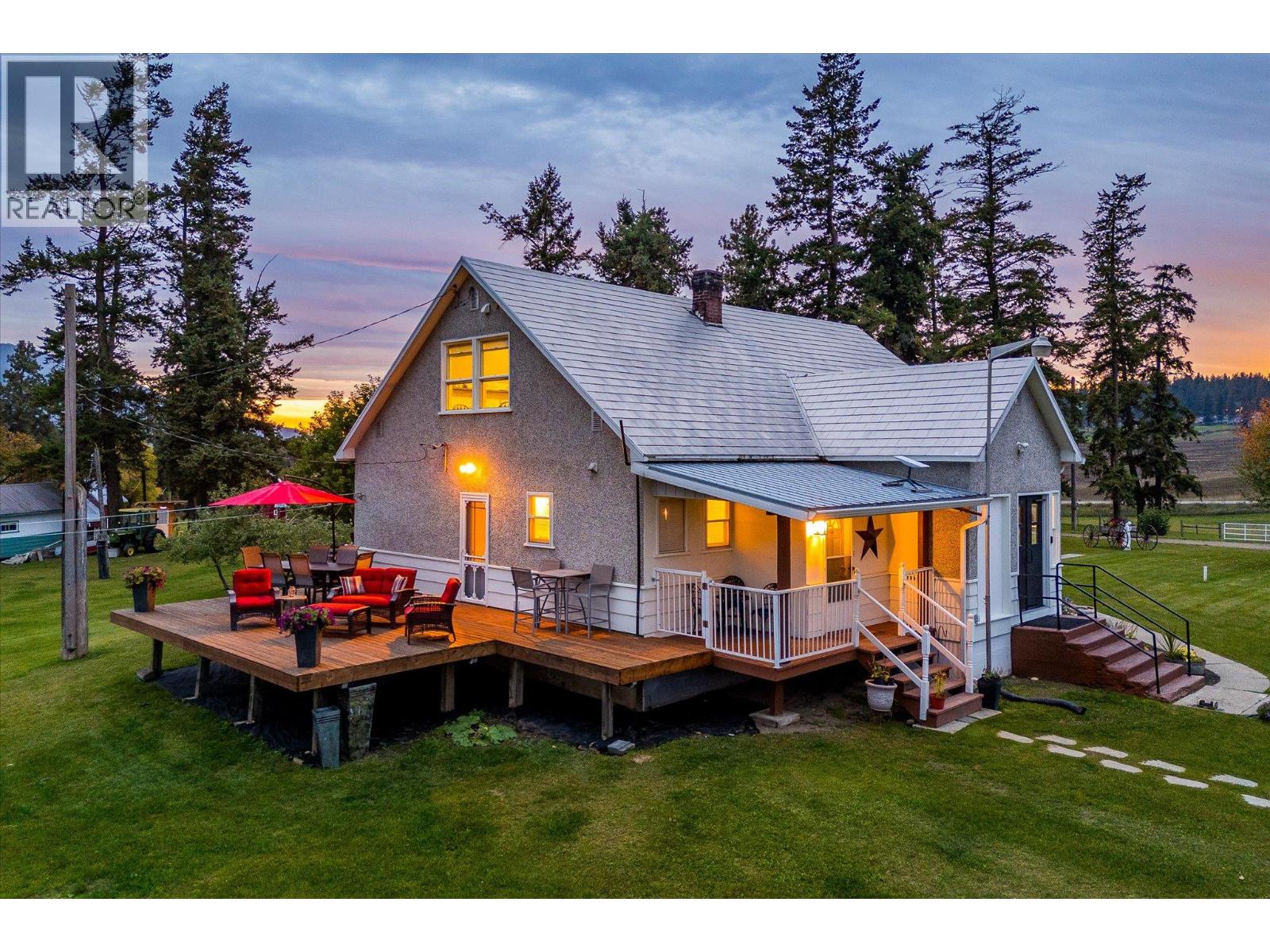 4652 Highway 97A - 89