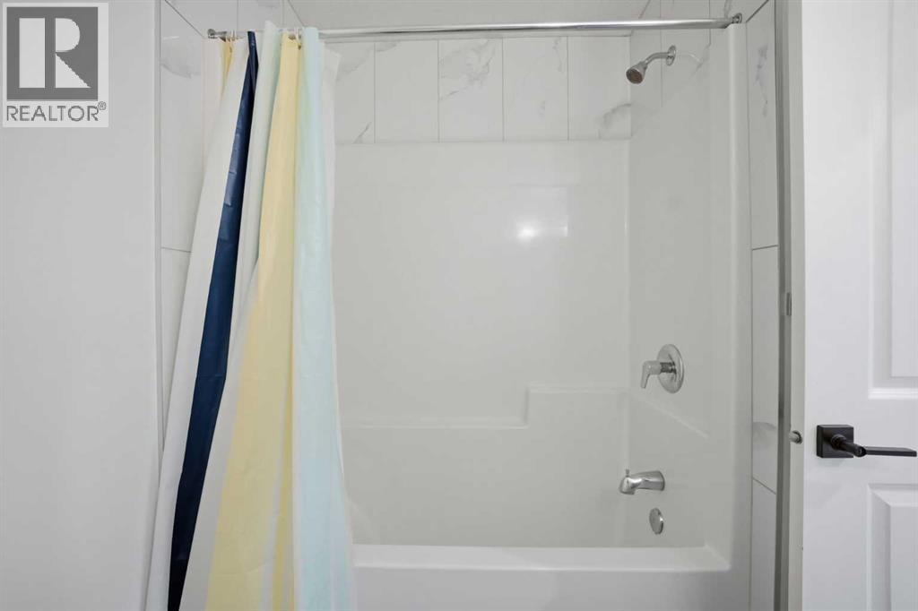 110 Baysprings Gardens SW, Airdrie — photo 34